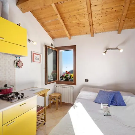 Apartment Agrisport Monolocale Luna *